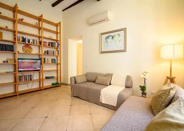 Quattro Cantoni Monti